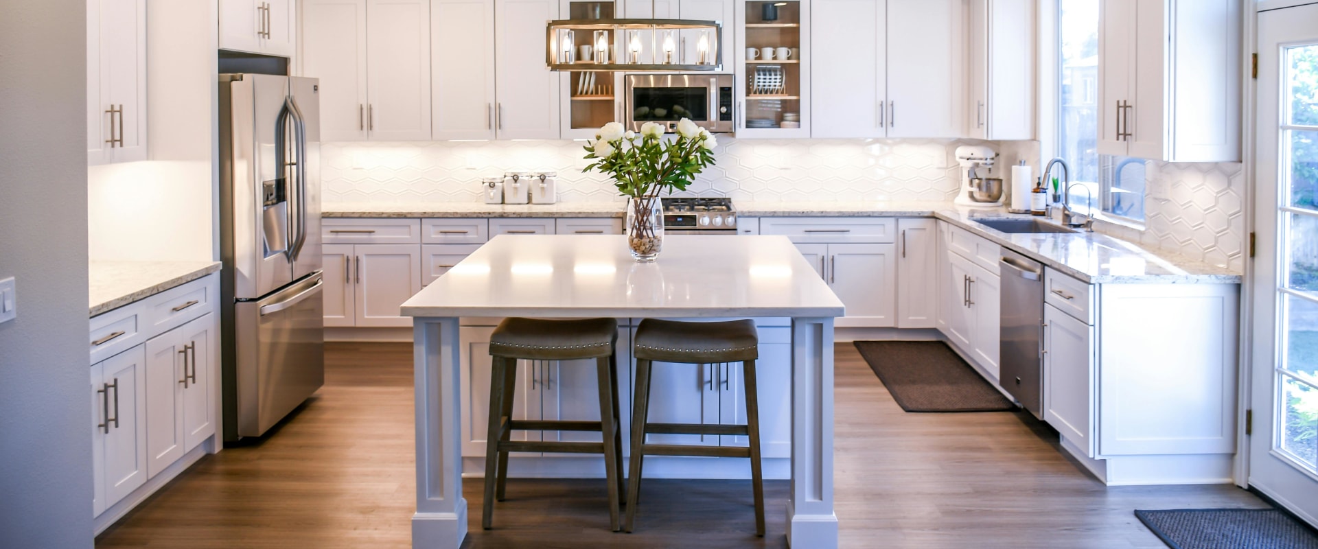 Maximize Home Appeal with Seattle Kitchen Renovation Experts
