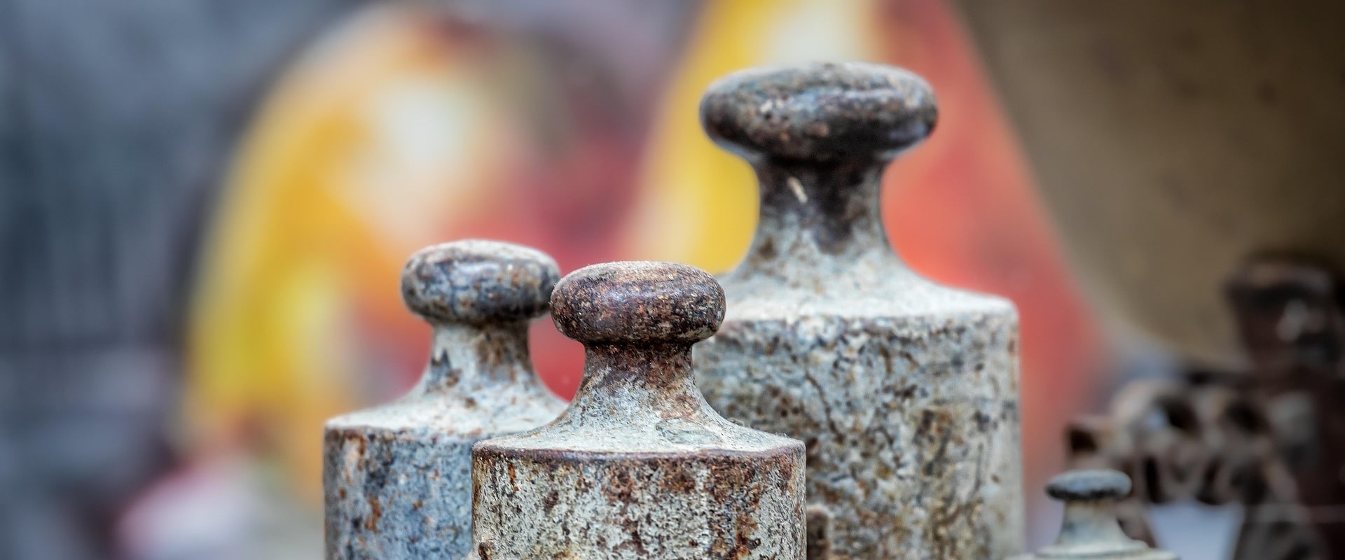 Precision in Home Staging: Weighing with JJ Calibrations