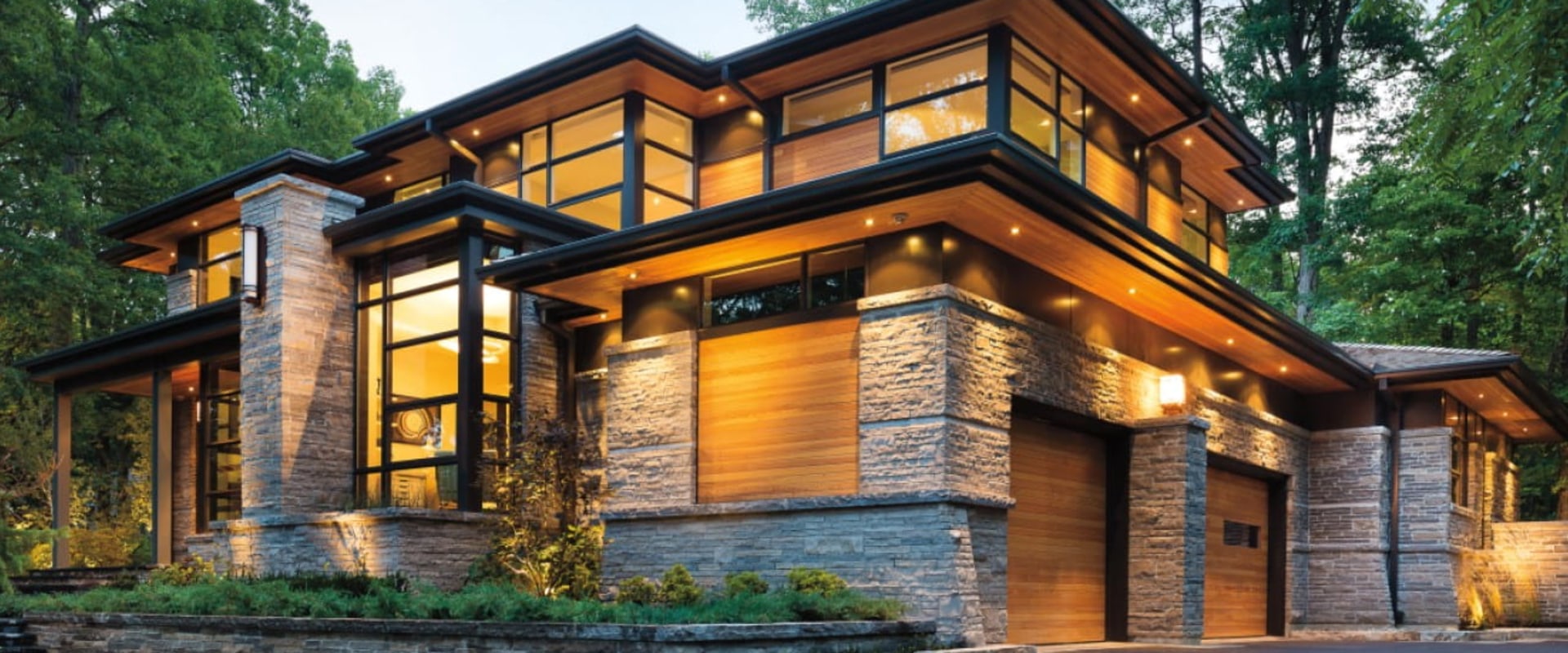 How Glazing Panel Customization Can Make Your Home Stand Out On The Market